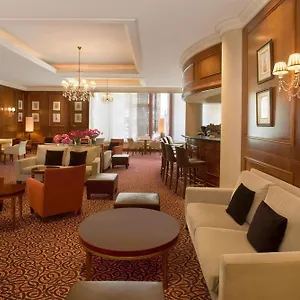 Sheraton Grand מלון ורשה