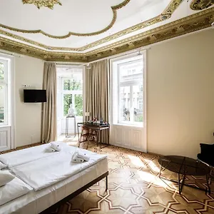 4* Apartmanhotel Home Aparthotel