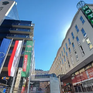 Gromada Centrum Otel