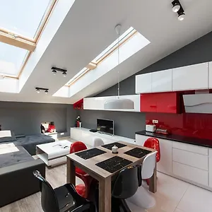 Cozy And Large 62 M2 With Air Conditioning, Old Town Krakow