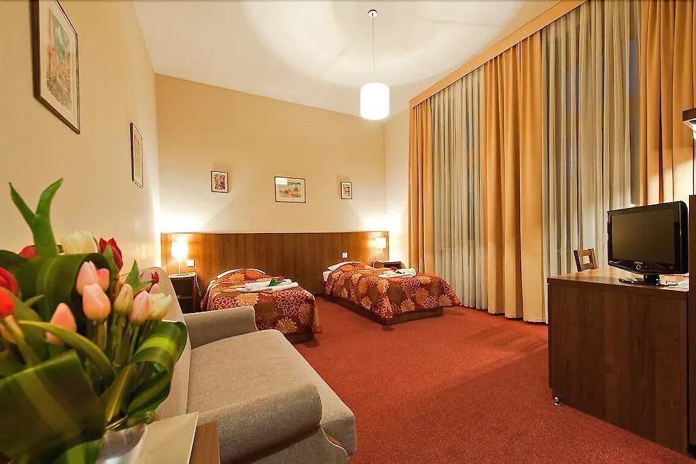 Hotel Downtown Krakau 3*,