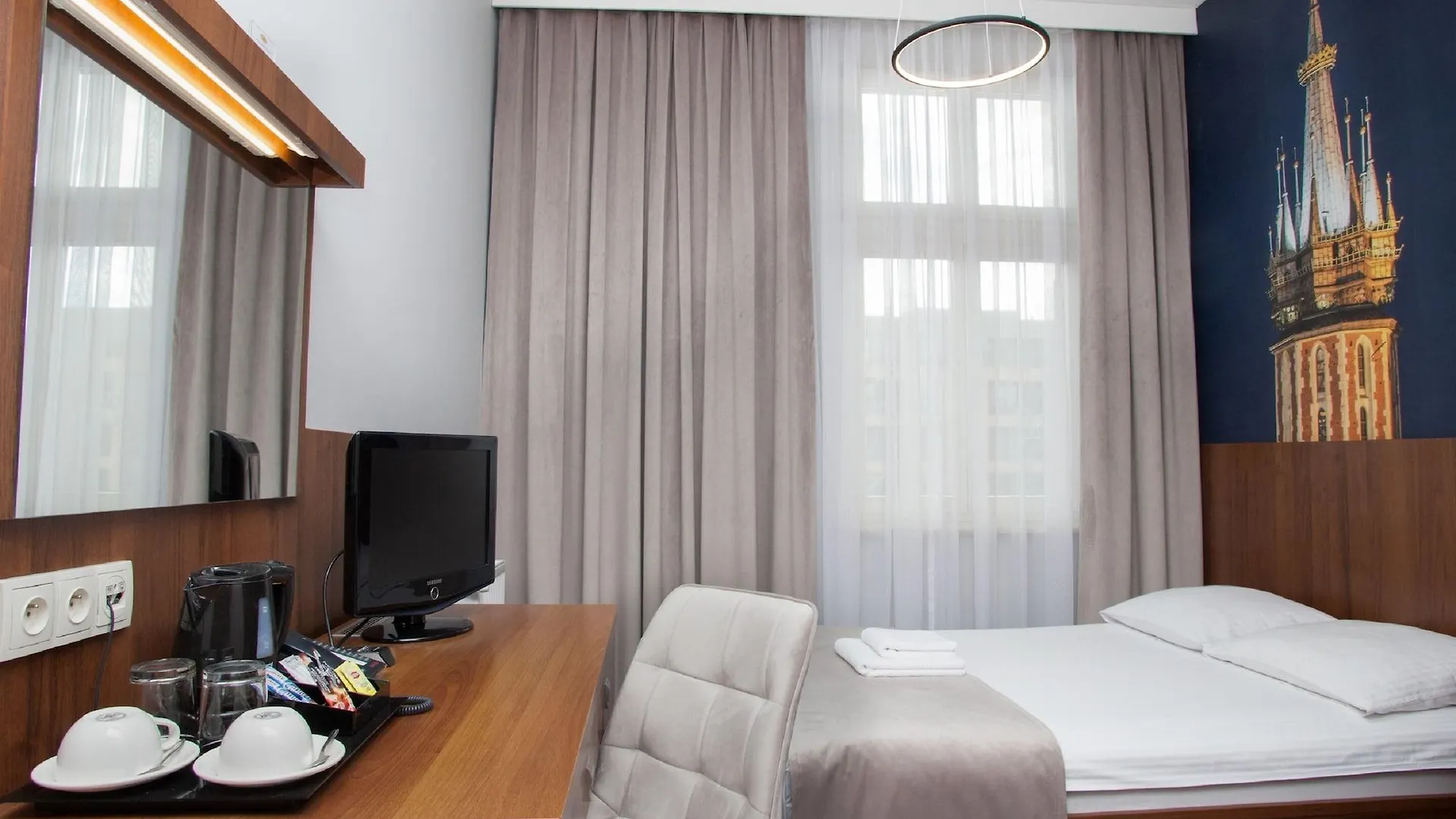 Hotel Downtown Krakow 3*,  Poland