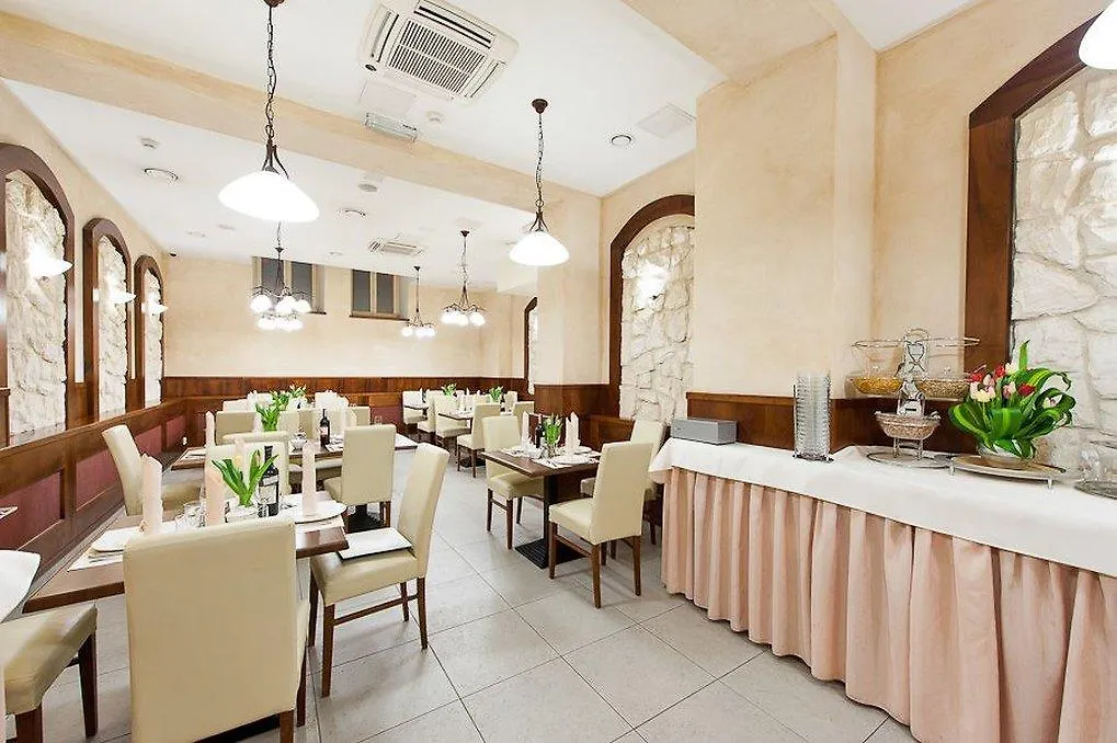 Hotel Downtown Krakow